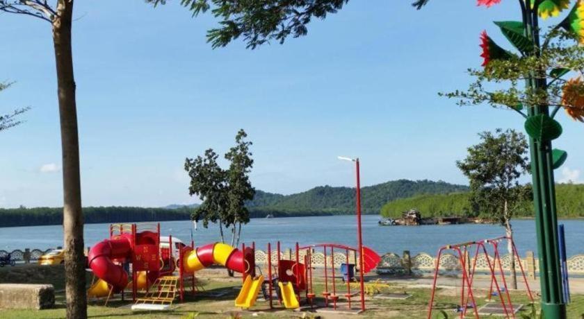 Riverine Garden Hotel Chukai Zewnętrze zdjęcie